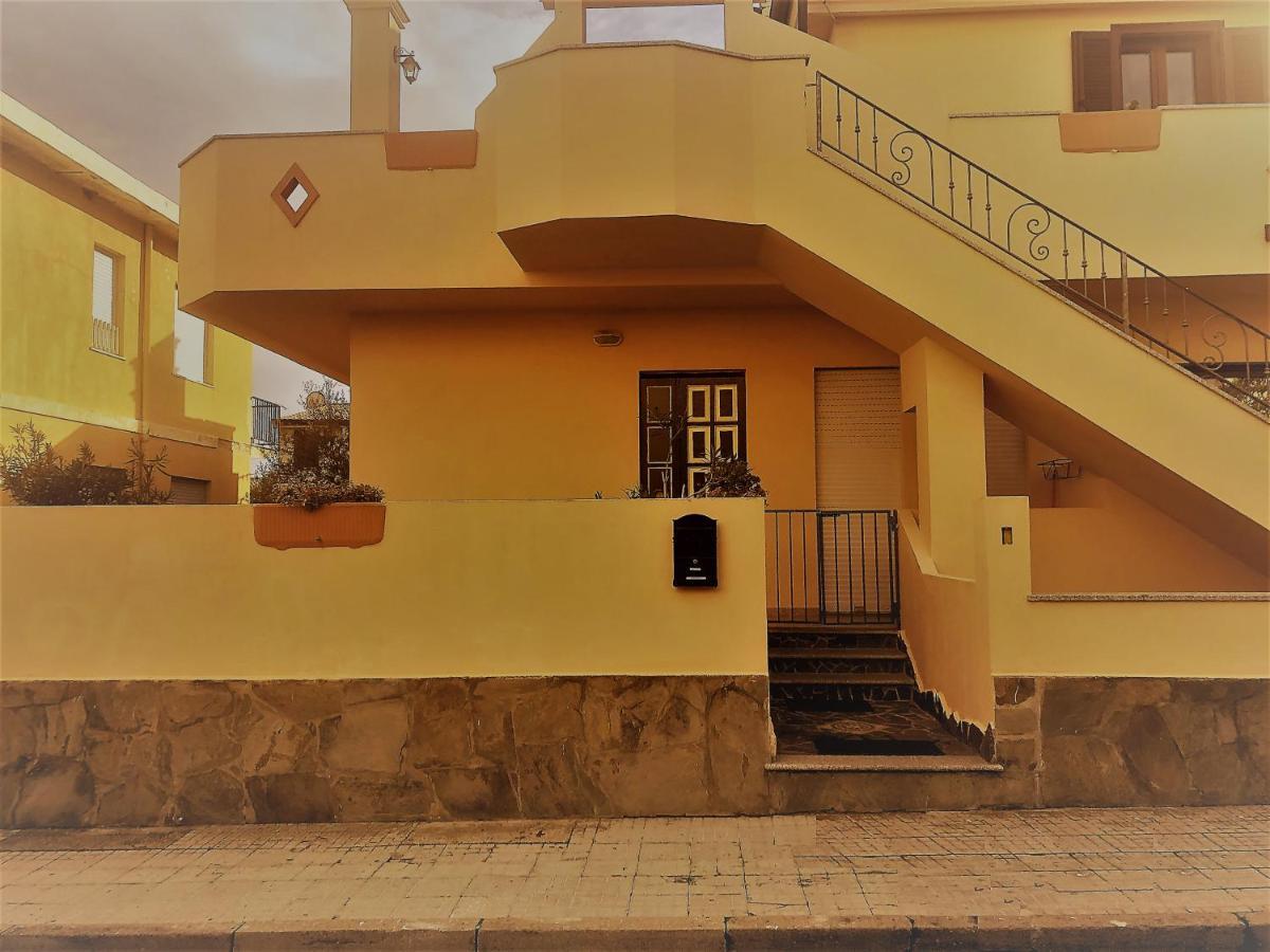 Apartment Conchiglie 2 Кала Гононе Екстериор снимка