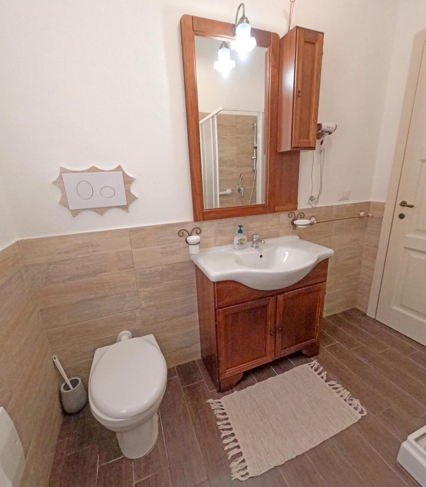 Apartment Conchiglie 2 Кала Гононе Екстериор снимка